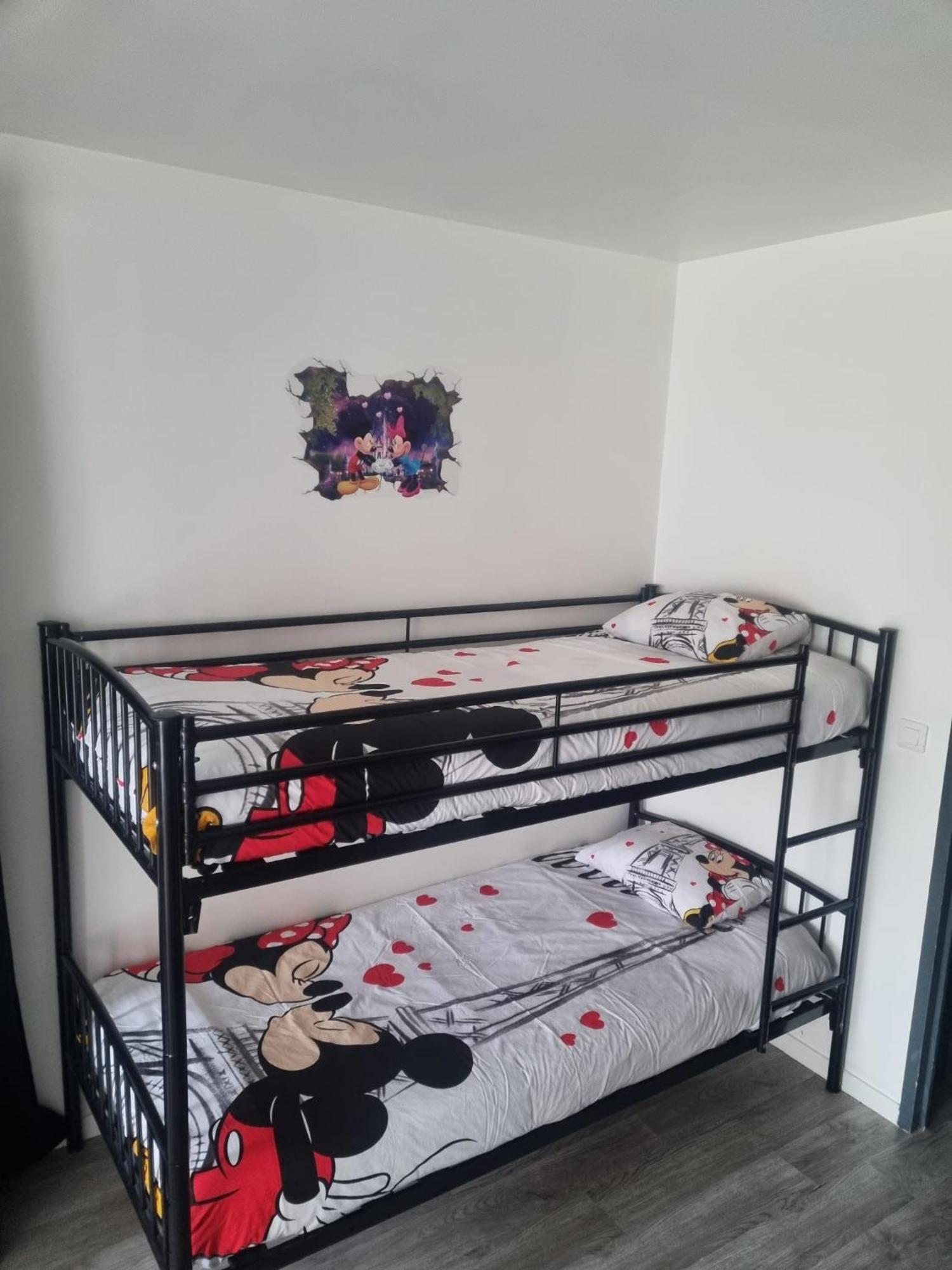 Studio A 2 Pas De Disneyland Esbly Kültér fotó